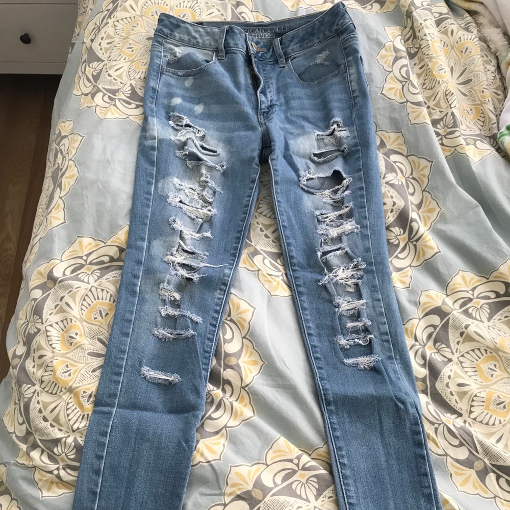 High Waisted American Eagle Jeans